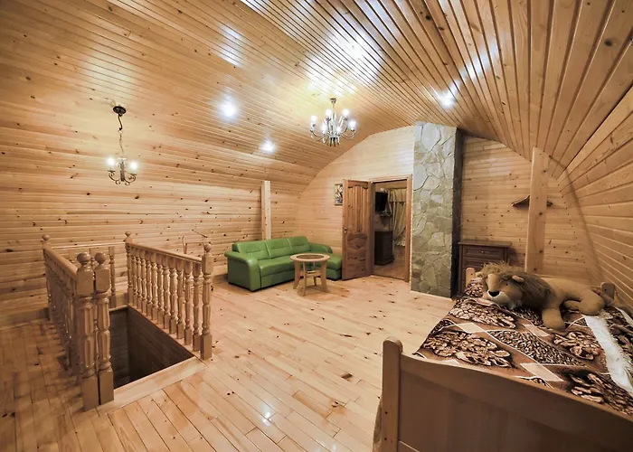 ватра Lodge *